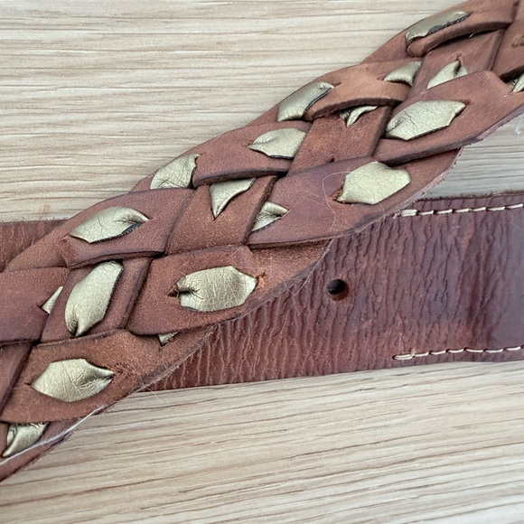 Mossimo Supply Co Brown and Gold Braided Leather Belt - Picture 5 of 5